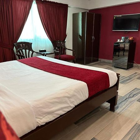 Lawrence View Hotel, Lahore Extérieur photo