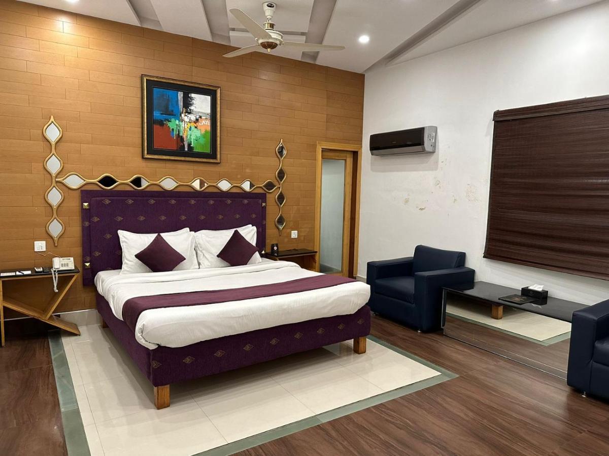 Lawrence View Hotel, Lahore Extérieur photo